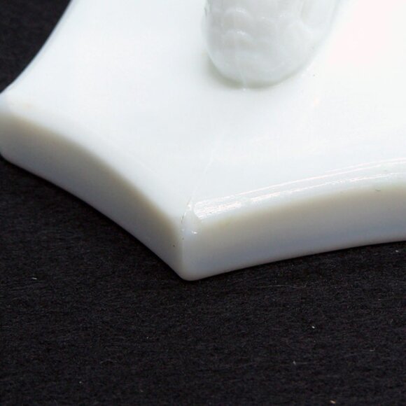 VTG - A pair of Milk Glass, Westmoreland Koi/Dolphin, Candlestick Holders - Picture 6 of 9